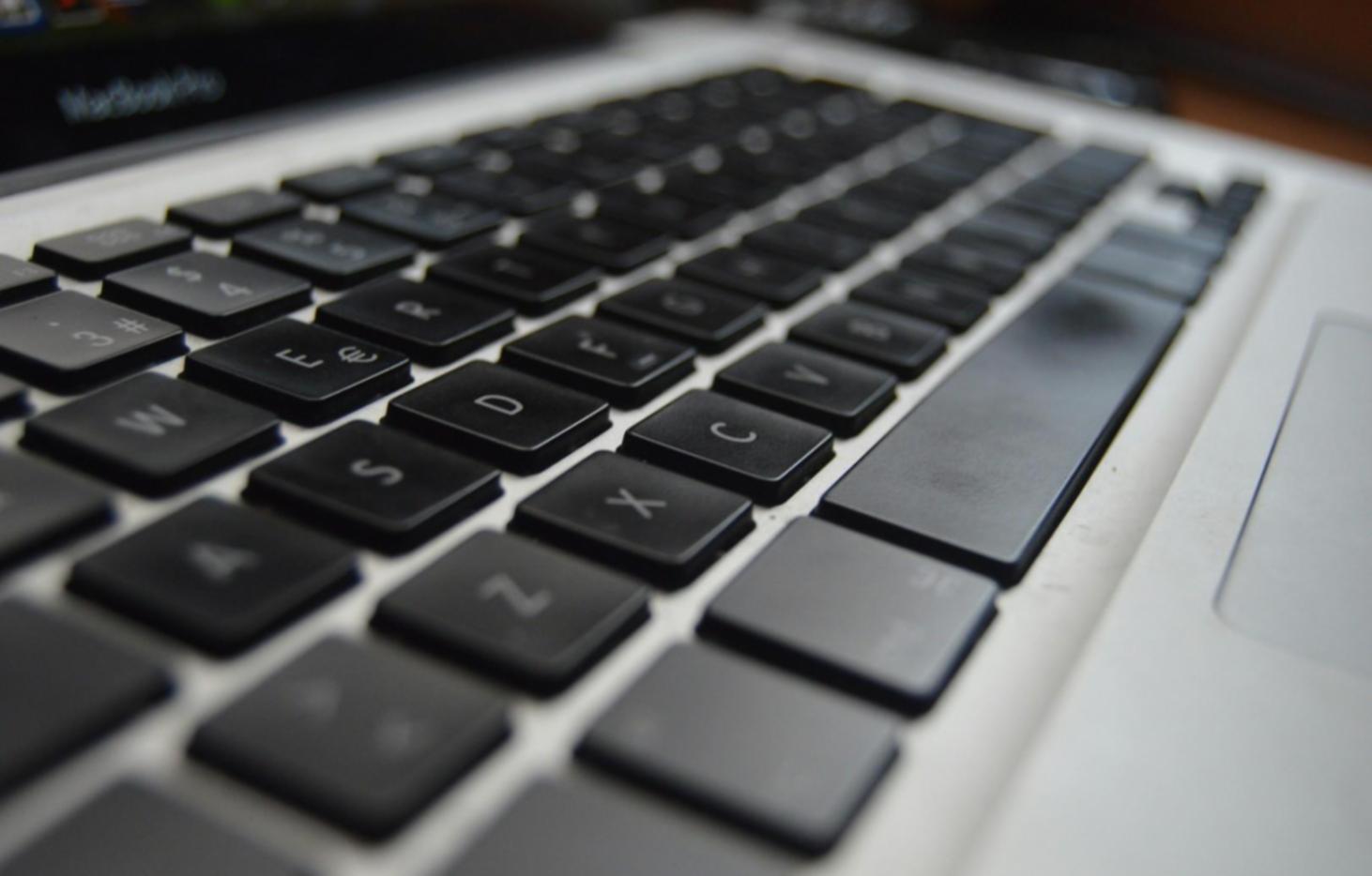 Communauté d'apprenants en sécurité IA partageant leurs connaissances